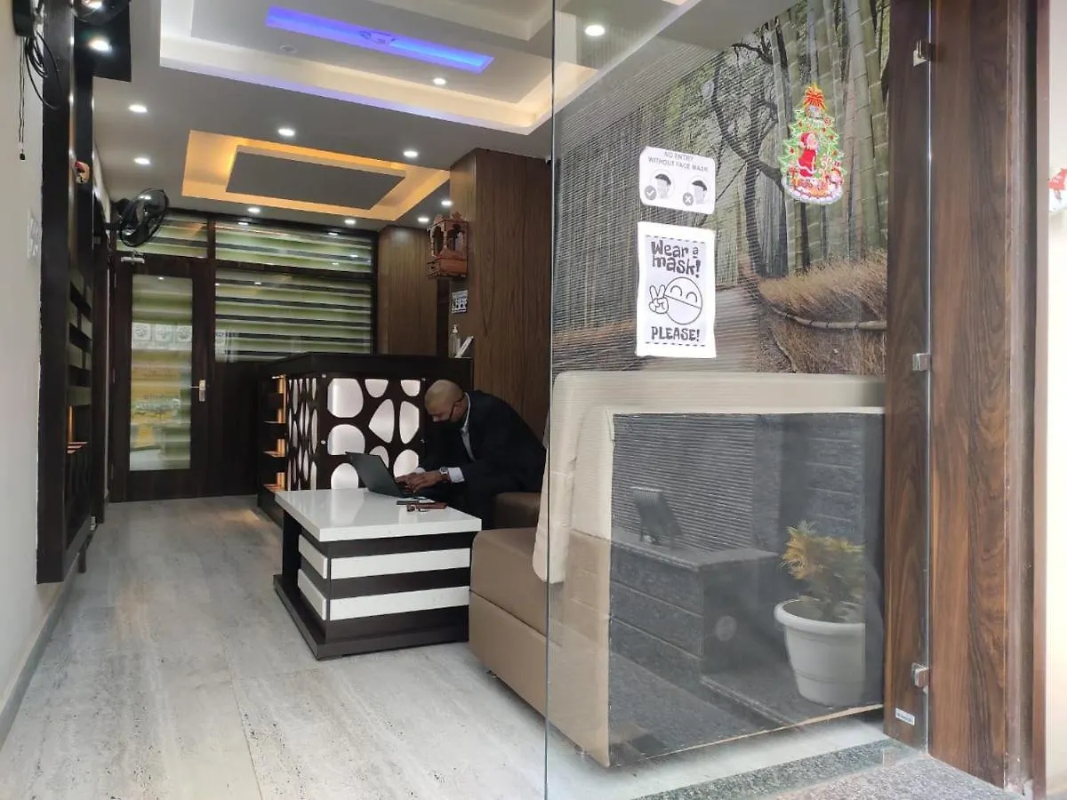 Hotel Kb Palace Varanasi